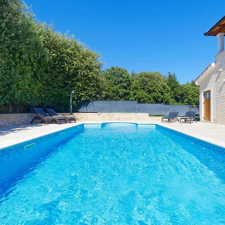 Villa Luna By Rent Istria *
