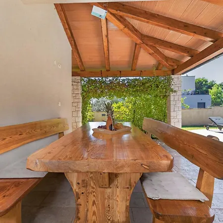 Villa Luna By Rent Istria